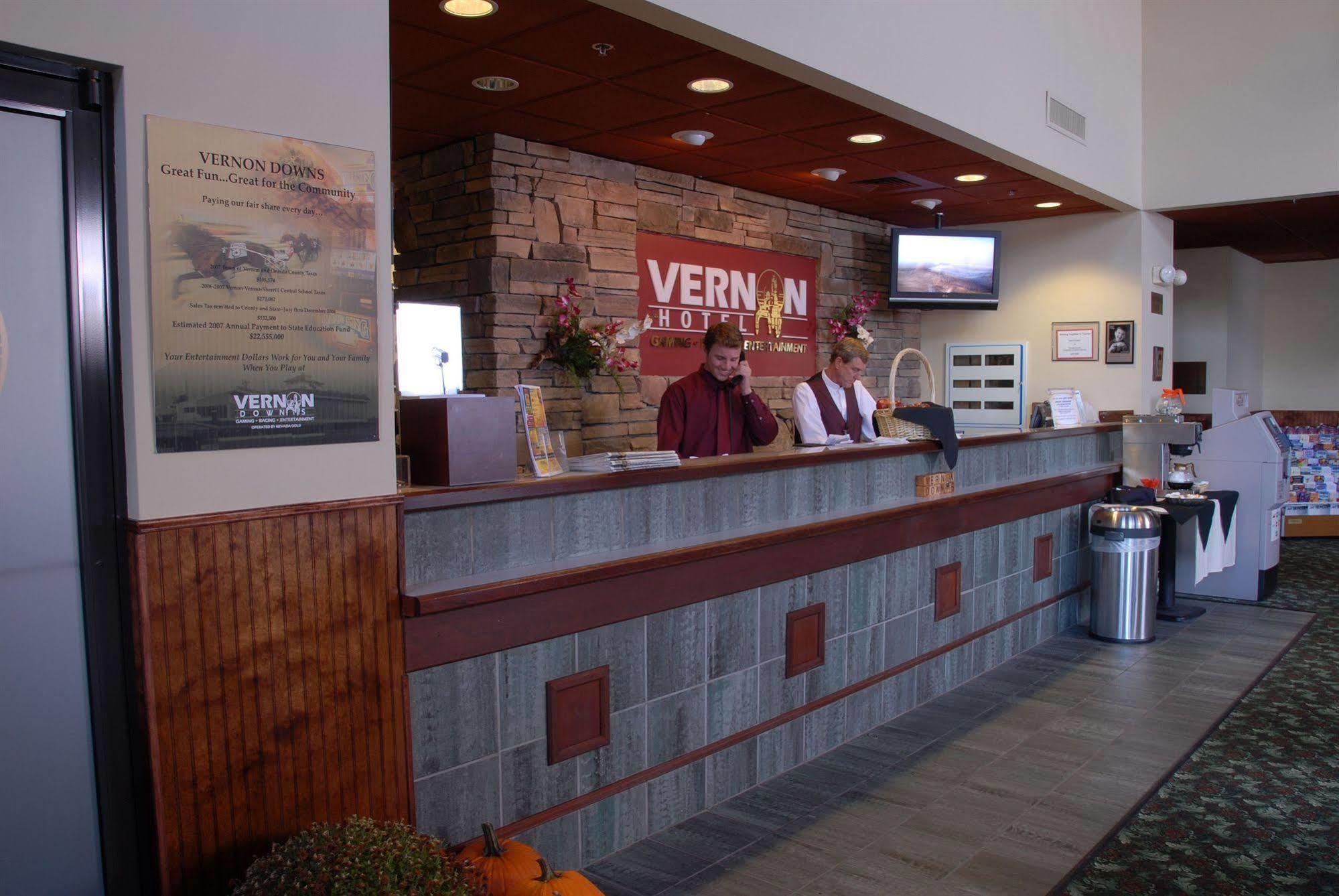 Vernon Downs Casino And Hotel Interior foto